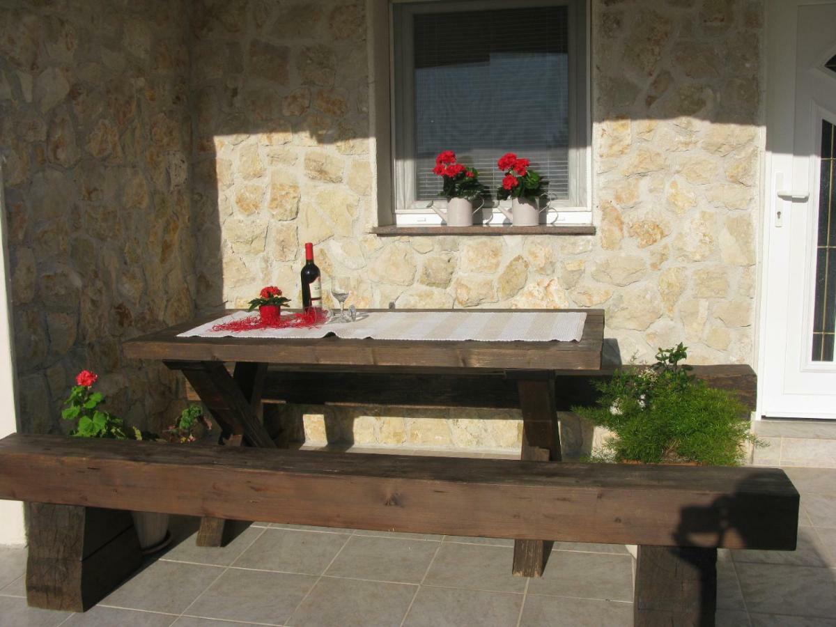 Kuca Za Odmor Tomic Villa Zadar Exteriör bild